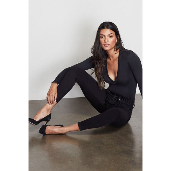 Good American Good Legs Crop Skinny Jeans in Black Plus Size 22 NWT - Picture 1 of 9